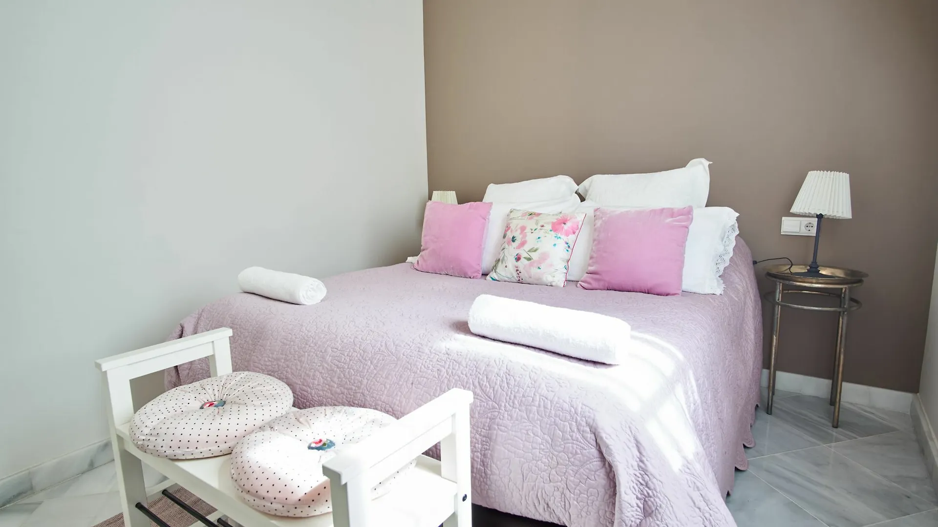 Coqueto Duplex En Zona Alfalfa セビリア 0*,  スペイン