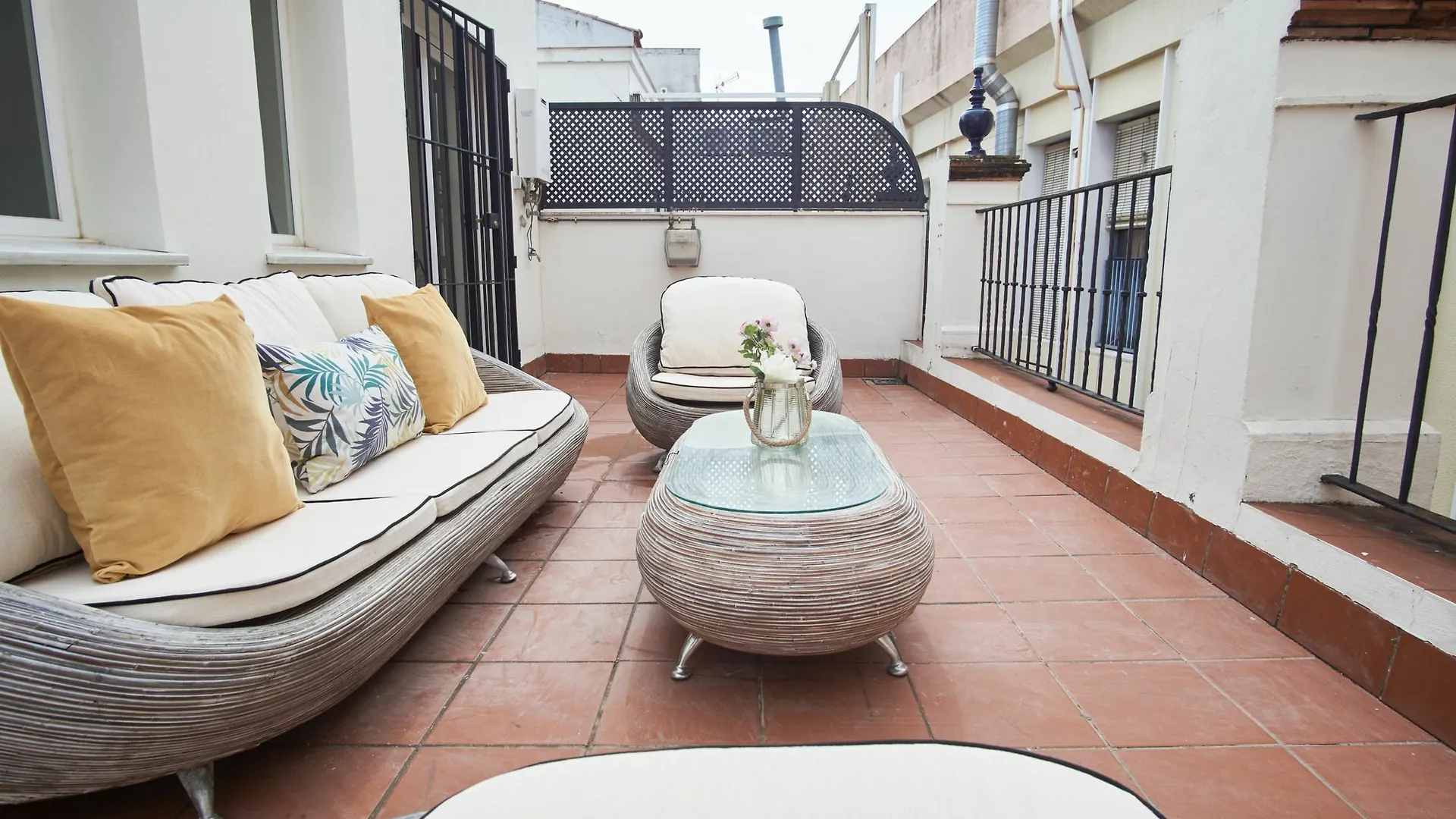 Coqueto Duplex En Zona Alfalfa 塞维利亚