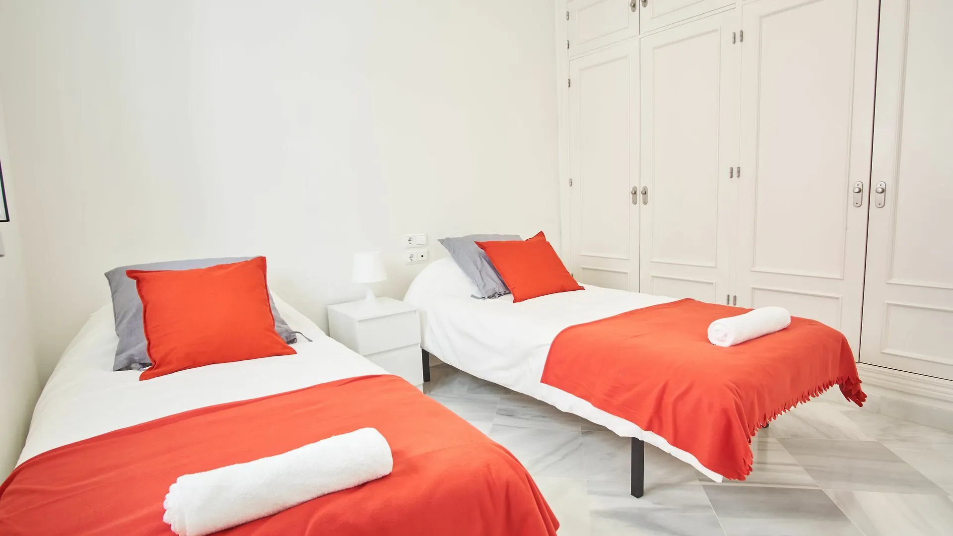 Διαμέρισμα Coqueto Duplex En Zona Alfalfa Σεβίλλη